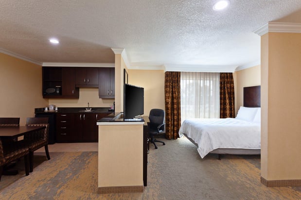 Images Holiday Inn & Suites San Mateo-San Francisco SFO by IHG