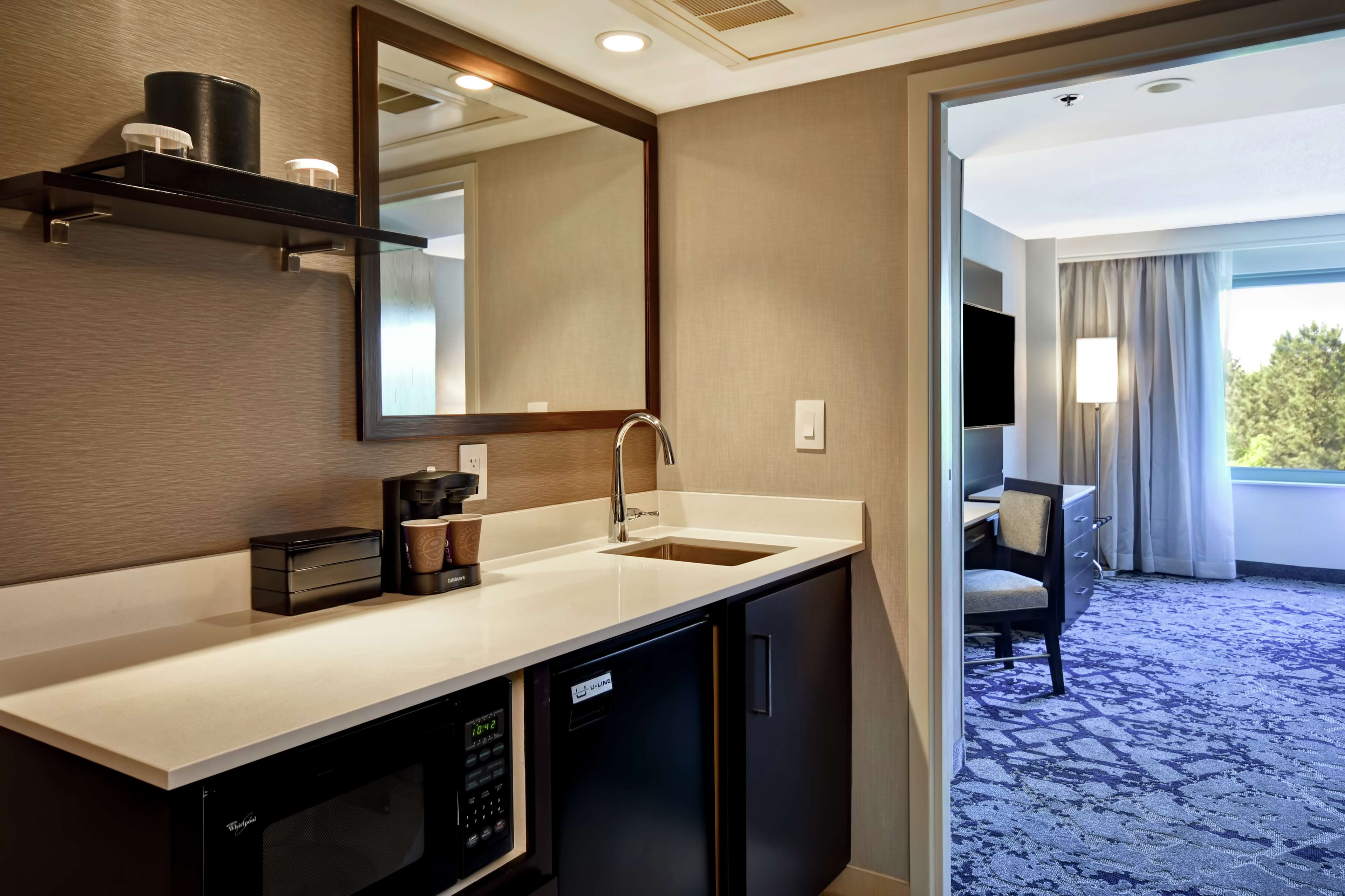 Guest room