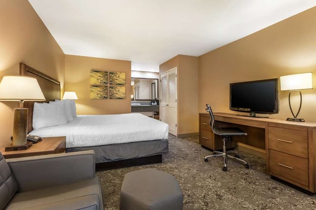 Images Best Western Plus Inn Scotts Valley