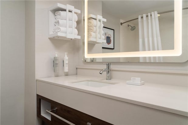 Images Hampton Inn & Suites Newport/Middletown