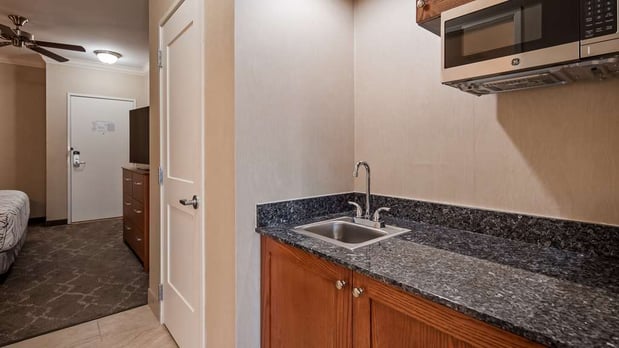 Images Best Western Plus Silver Saddle Inn