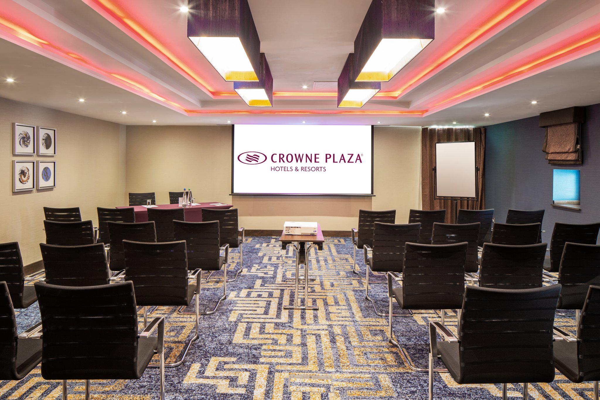 Images Crowne Plaza London - Gatwick Airport, an IHG Hotel