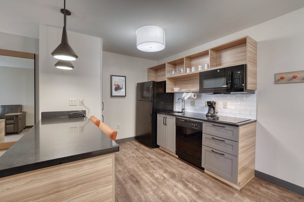 Images Candlewood Suites Milwaukee Airport-Oak Creek by IHG