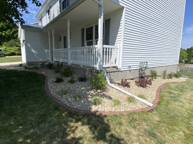 Images Krueger Lawn and Landscape