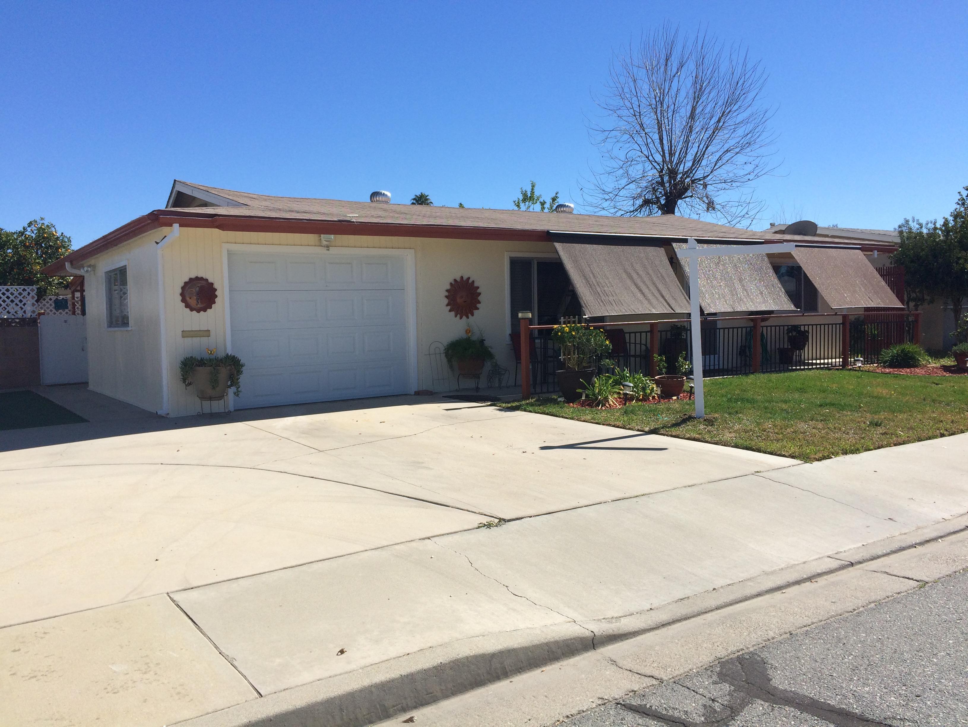 Sun Park II, Hemet CA.  SOLD in 15 days! Thinking of Buying or Selling contact Listing agent Denise Gentile at Coldwell Associated Brokers Realty 951-751-1311.