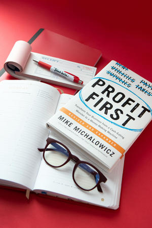 Images Blackburn Consulting, Accounting and Tax