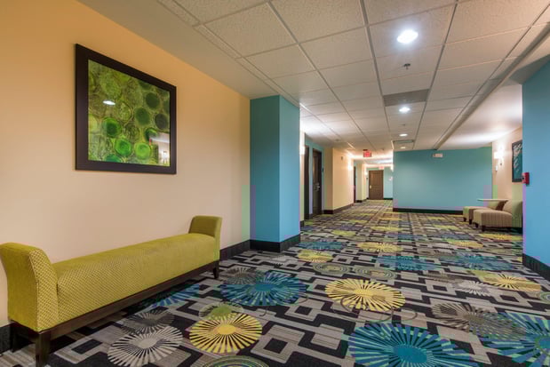 Images Holiday Inn Express & Suites Colorado Springs Central by IHG