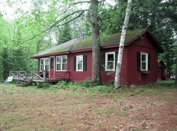 Images Thomas J Lee- Minocqua Realtor