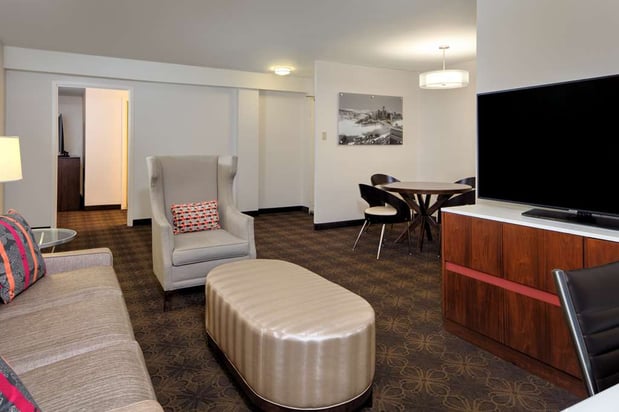 Images DoubleTree by Hilton Hotel & Suites Pittsburgh Downtown