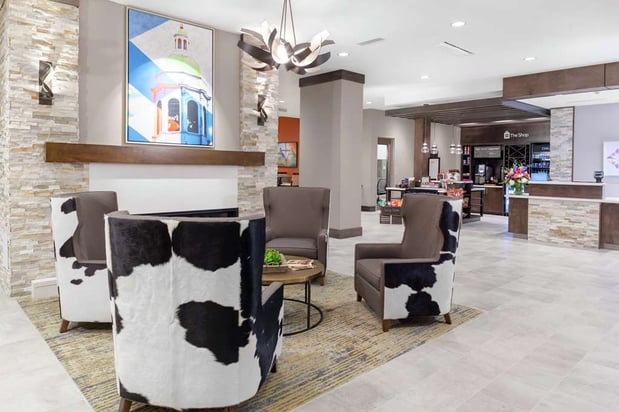 Images Hilton Garden Inn Waco
