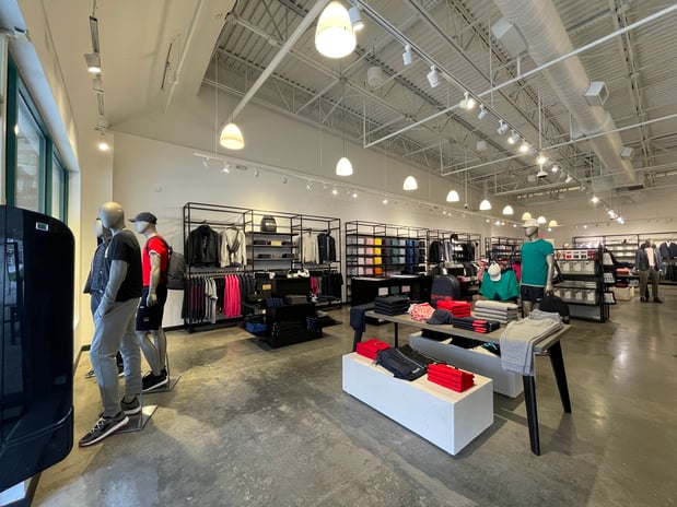Images BOSS Outlet - Clinton