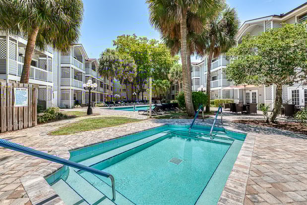 Images Aventine at Lantana Senior Apartments