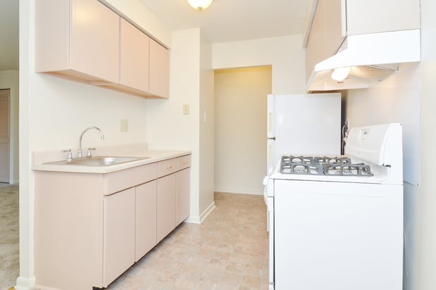 Images Newport Village Apartments
