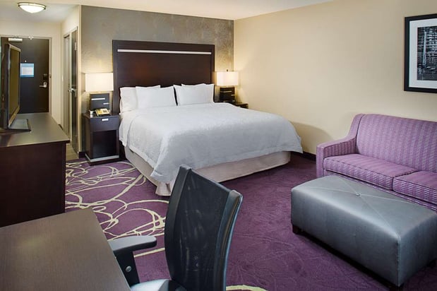 Images Hampton Inn & Suites Lansing West