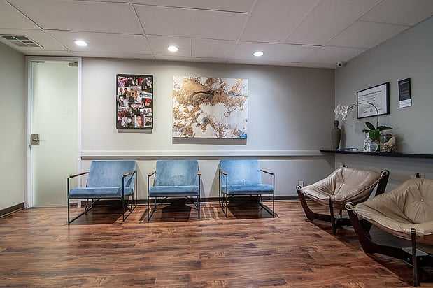 Images Wilshire Smile Studio - Los Angeles Dentist, Cosmetic and Emergency Dentistry