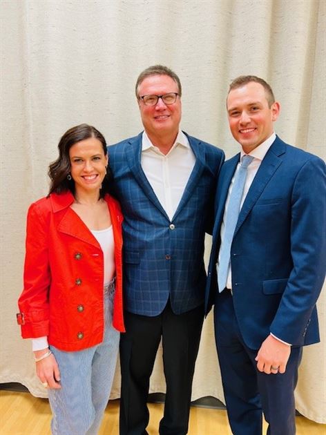 Images Prairie Hills Financial Group - Ameriprise Financial Services, LLC