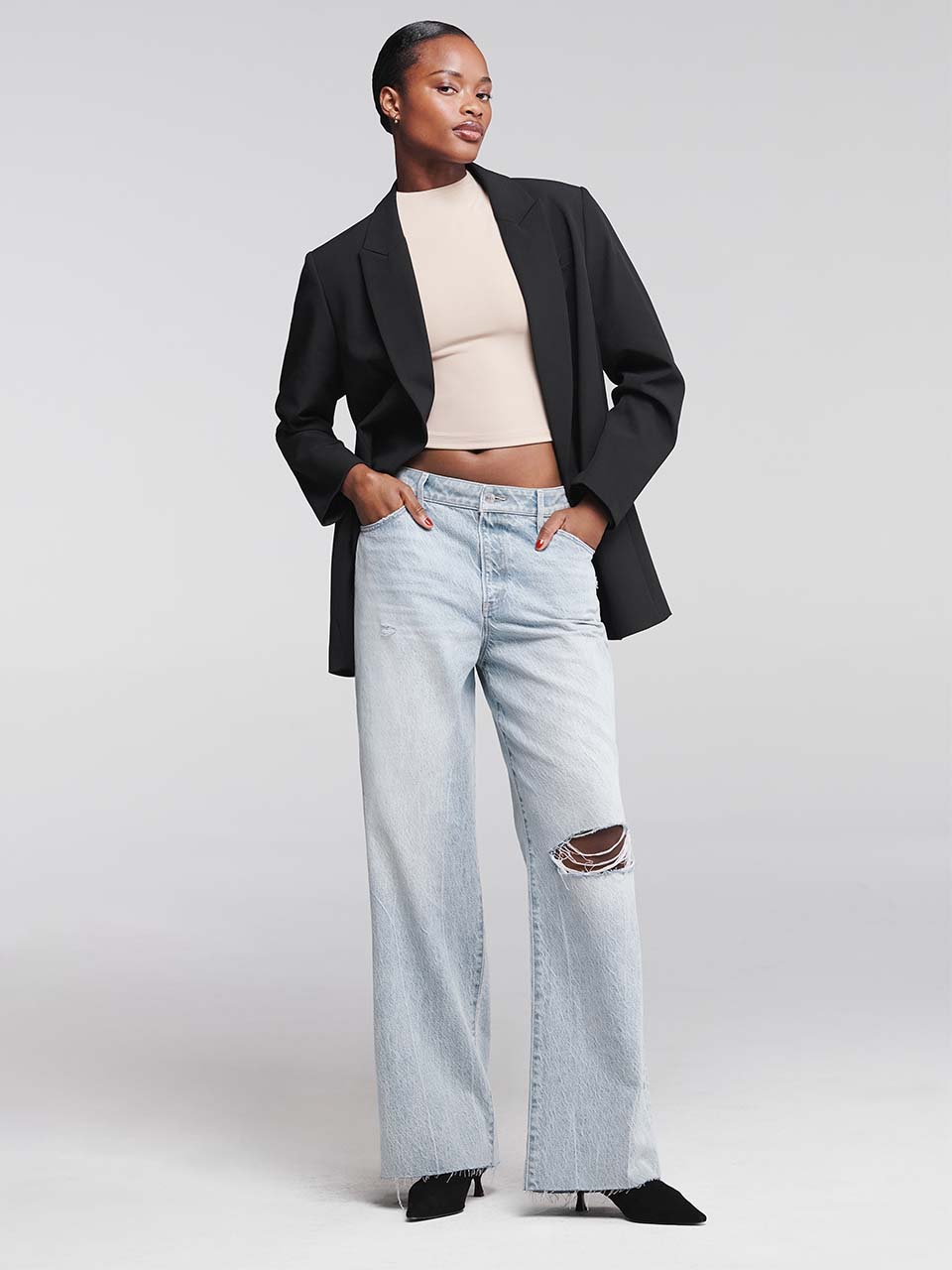 Women's wide leg loose-fit jeans at Express