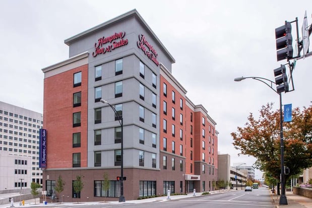 Images Hampton Inn & Suites Winston-Salem Downtown