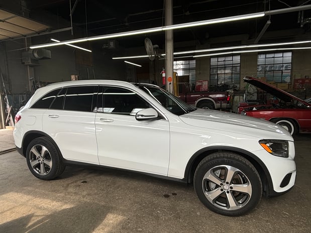 Images DeSantis Collision Center