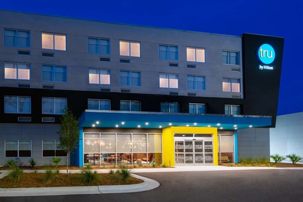 Images Tru by Hilton Wilmington