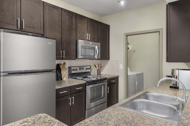 Images Camden Shiloh Apartments