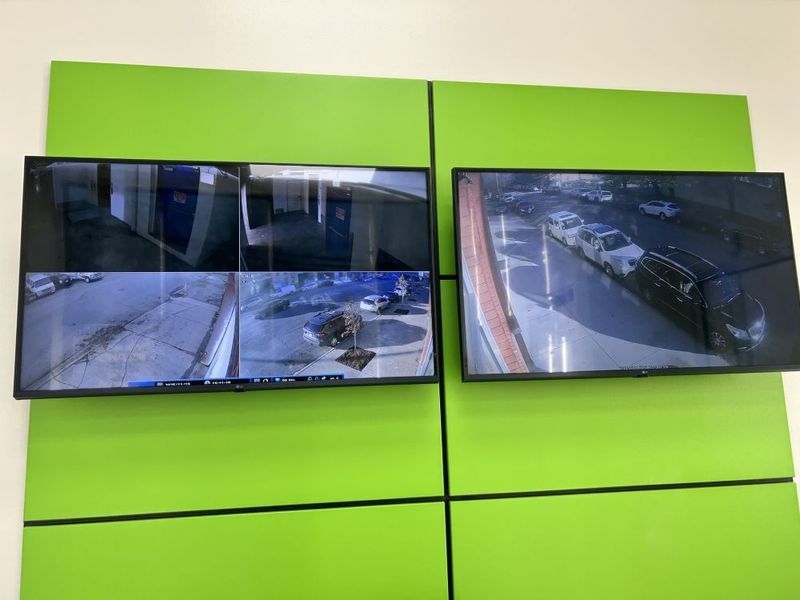 Images Extra Space Storage