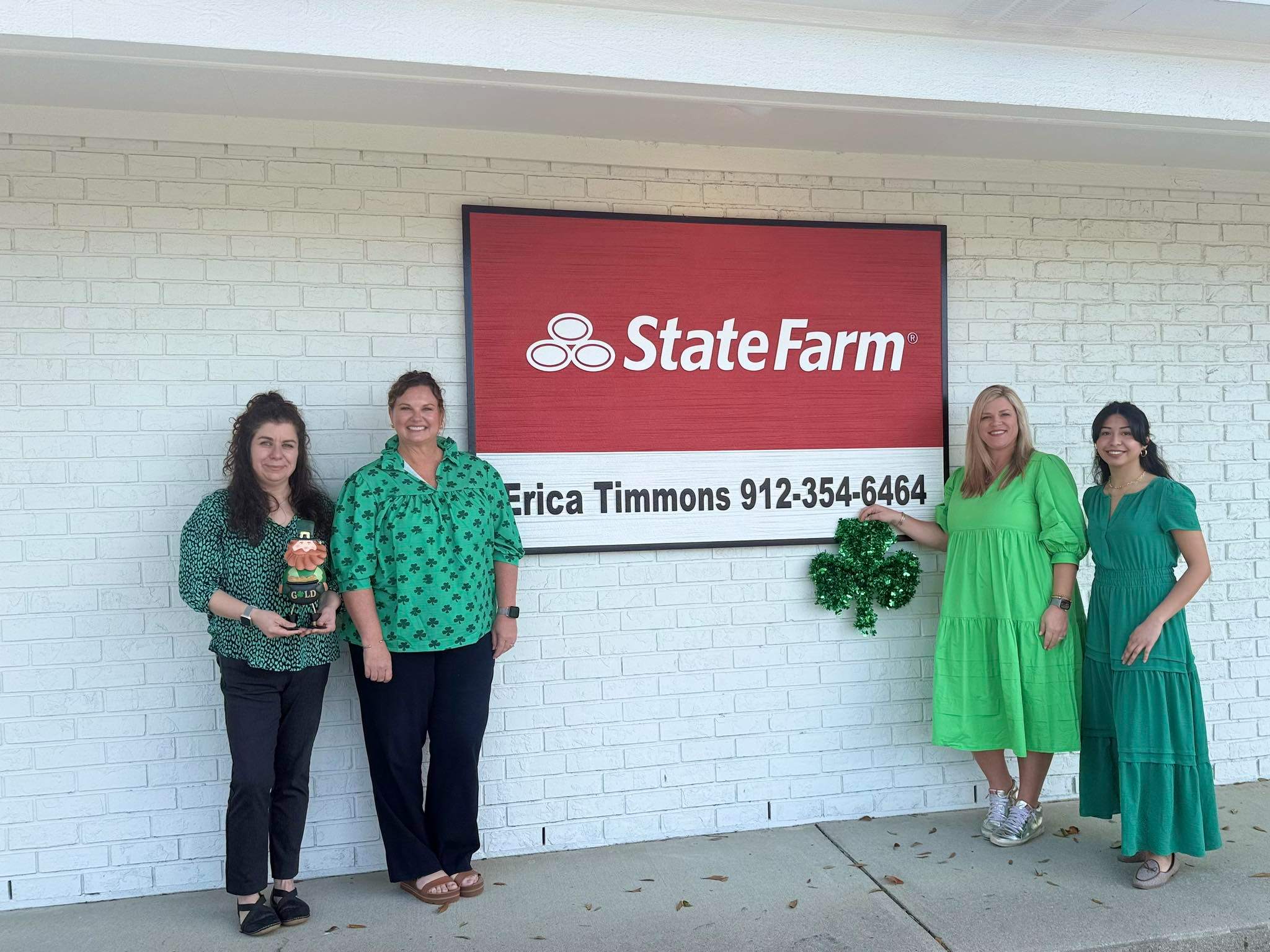 When you all show up with the same thing on your mind. Savannah is green and ready for St. Patrick&rsquo;s day.