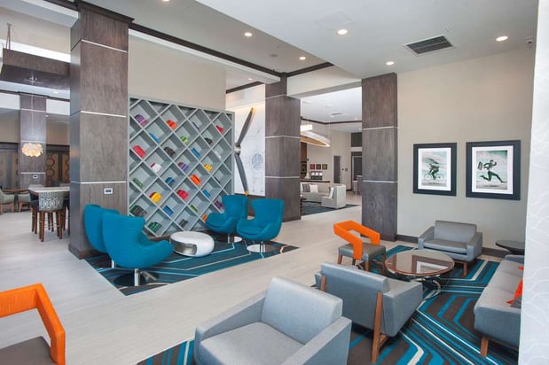 Images Hampton Inn & Suites LAX El Segundo