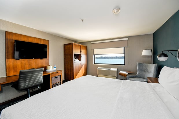 Images Crowne Plaza Niagara Falls NY - Riverside by IHG