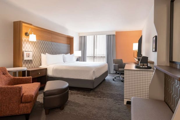 Images DoubleTree by Hilton Fort Worth South Hotel & Conference Center