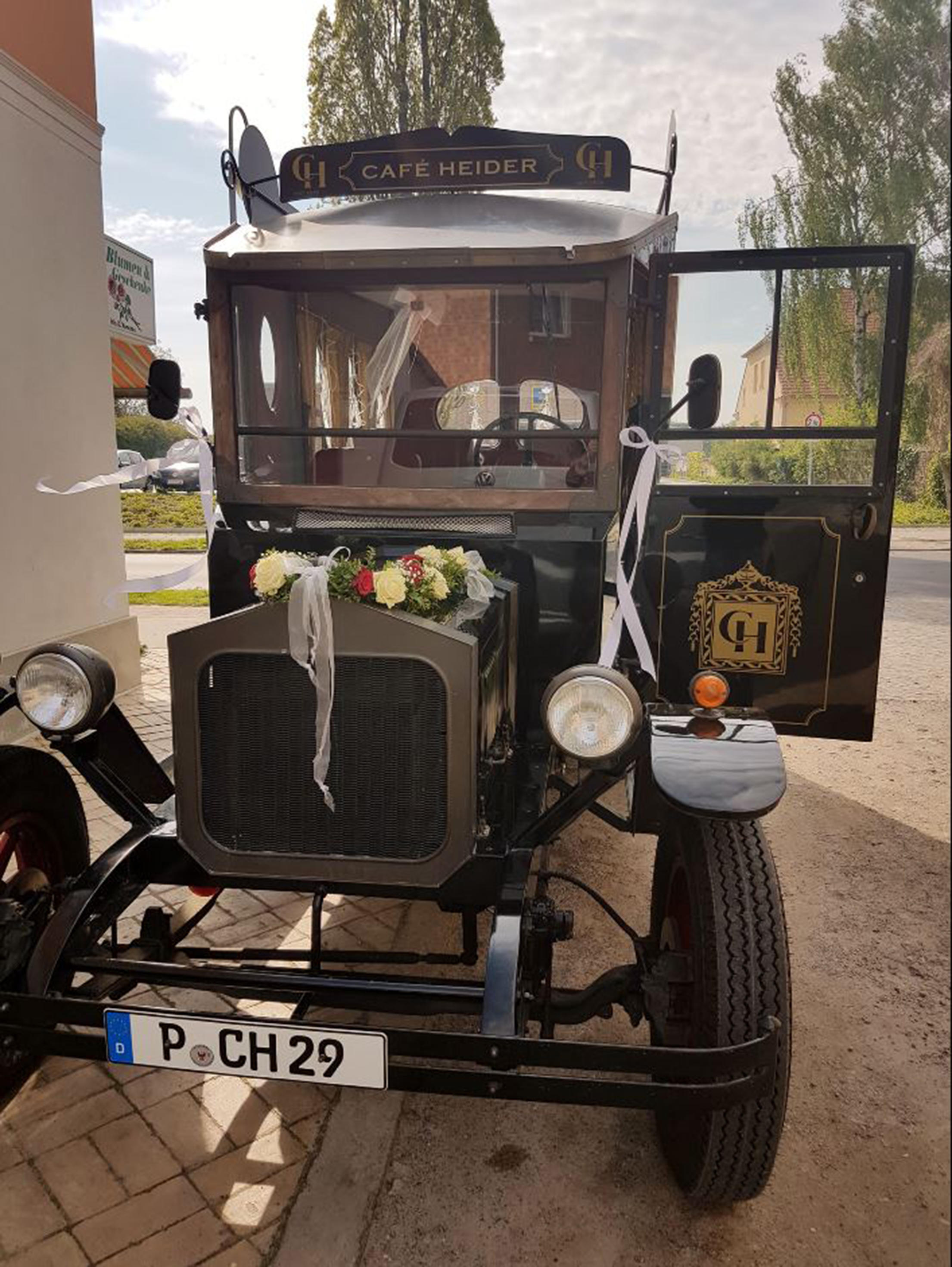 Bilder DK Floristik & Geschenkartikel Inh. Doreen Konczos