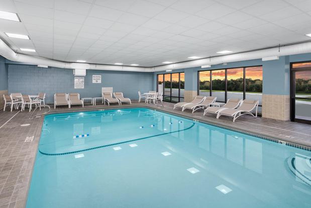 Images Holiday Inn Express & Suites South Portland by IHG