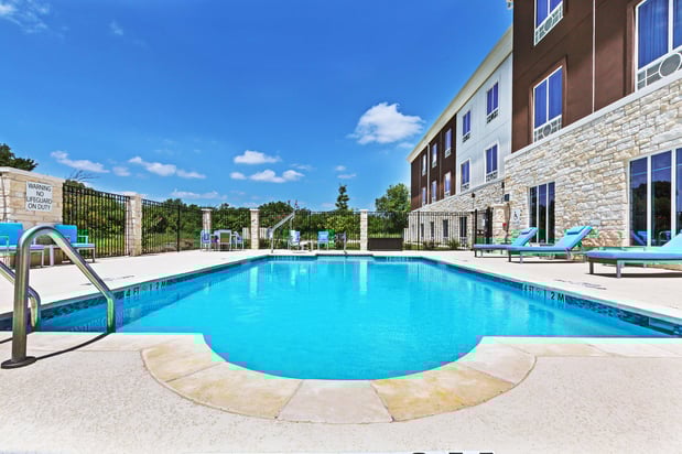 Images Holiday Inn Express & Suites Killeen - Fort Hood Area by IHG