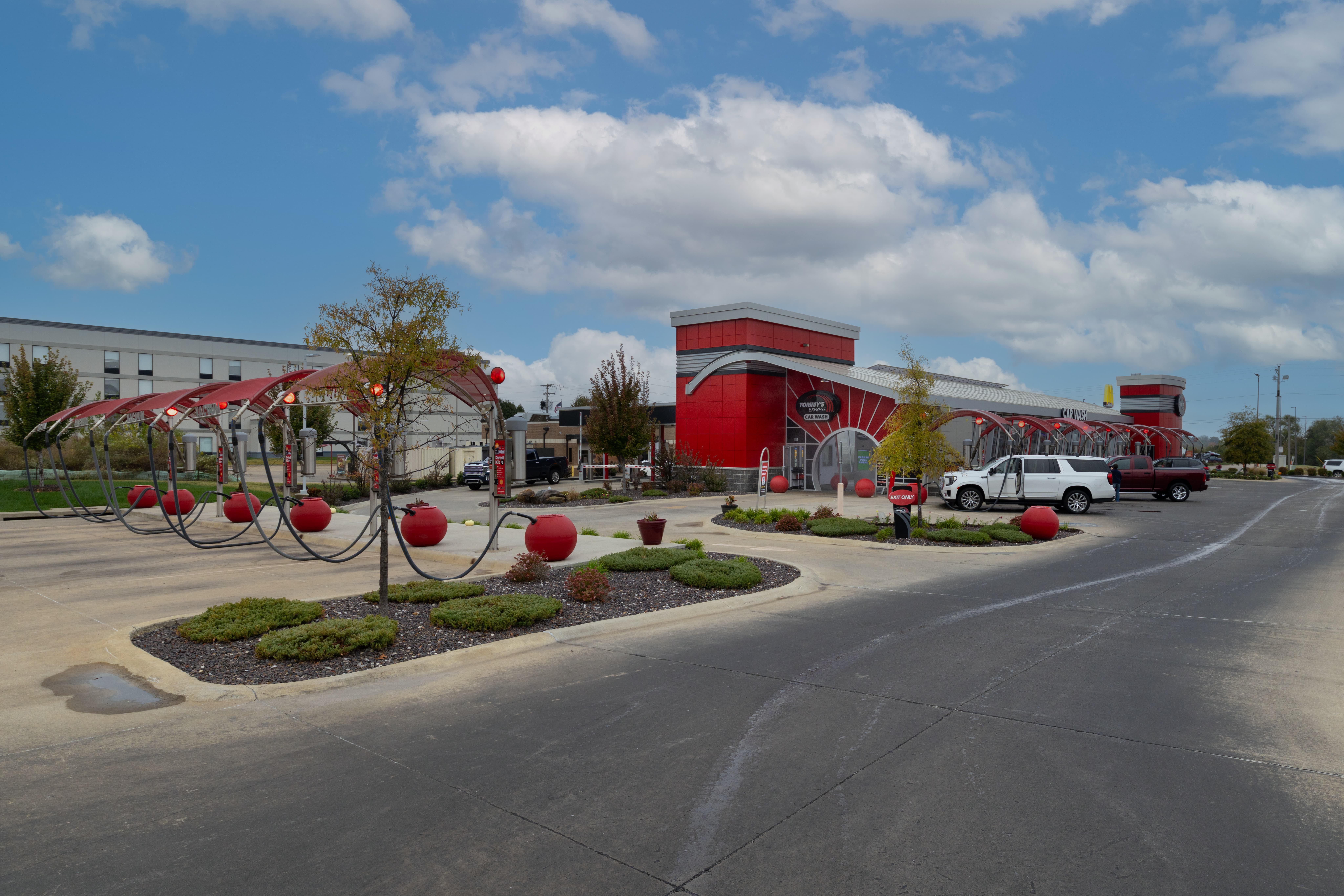 Tommy's Express Car Wash Image