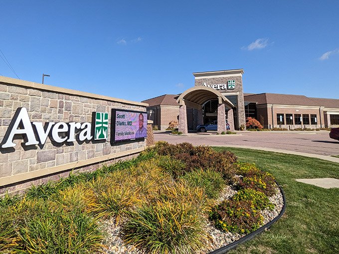Avera 69th &amp; Western building