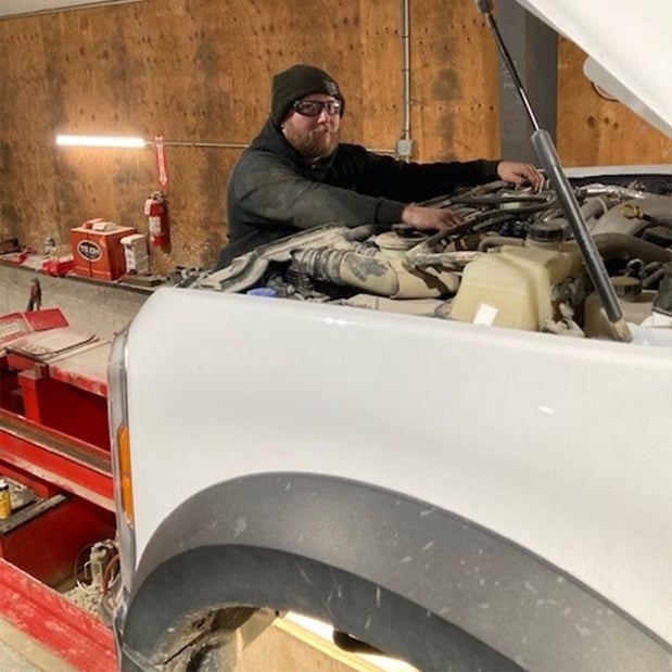 Images Bauer Built Tire & Service