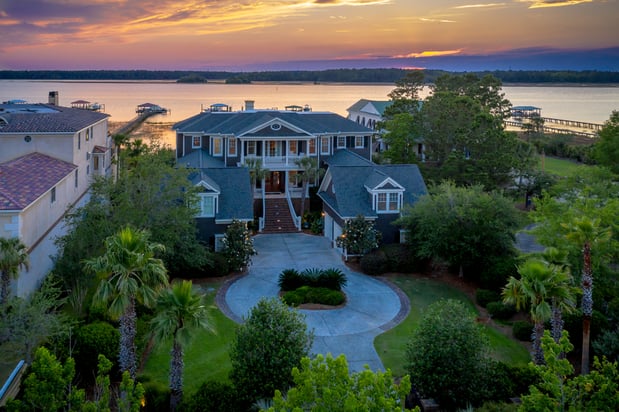 Images Kimberly Ritter - Realtor in Mt. Pleasant, SC