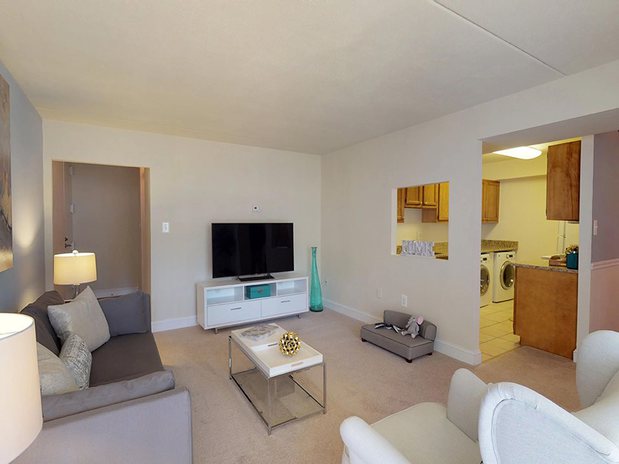 Images Stuart Woods Apartments