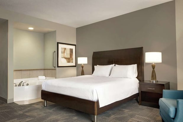 Images Hilton Garden Inn Minneapolis Downtown