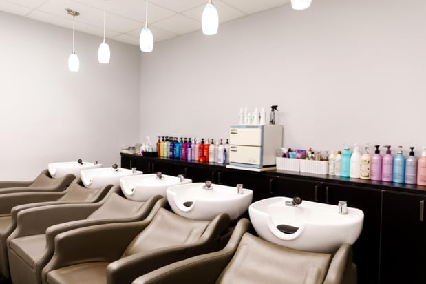 Images Vivid Salon