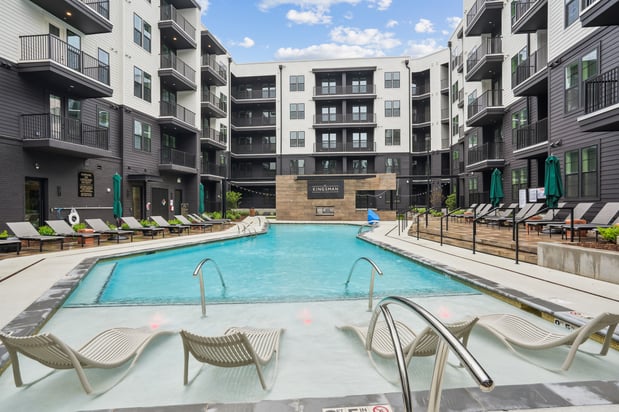 Images The Kingsman | Luxury Apartment Homes