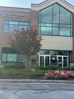 Images LifeStance Therapists & Psychiatrists Columbia
