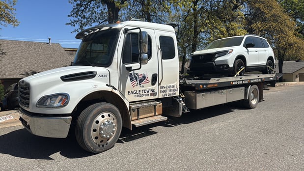 Images Eagle Towing & Recovery