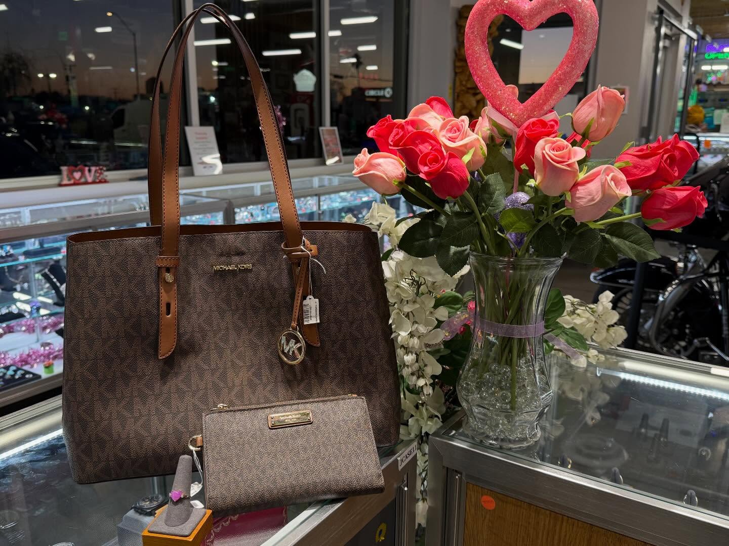 Mo Money Pawn Shop Image