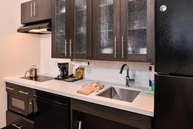 Images Candlewood Suites Austin Airport by IHG