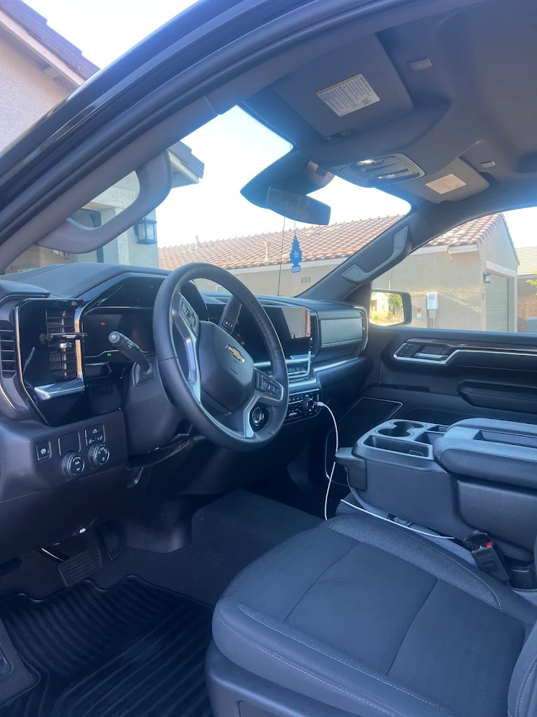 Refined Detailing AZ Image