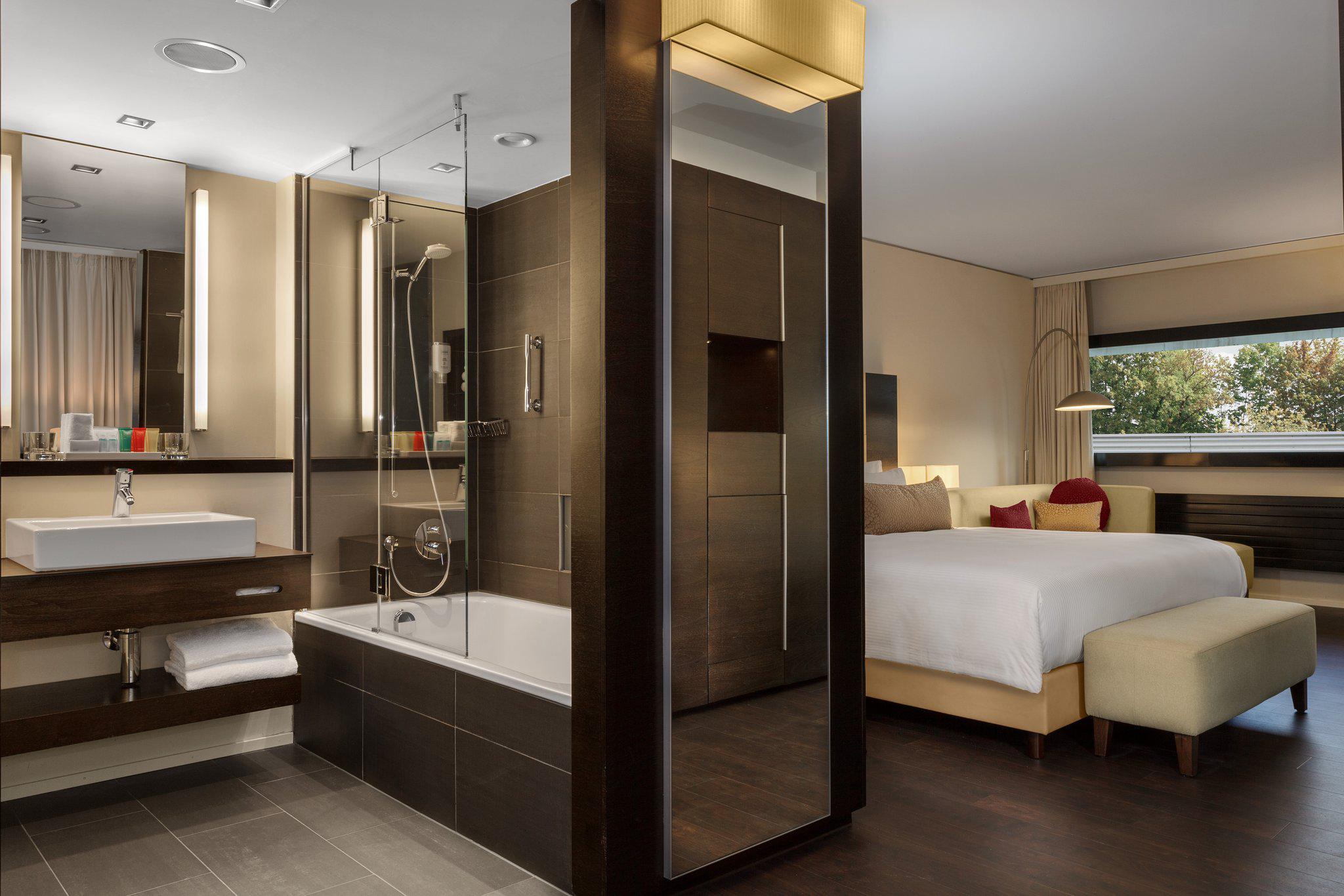 Four Points by Sheraton Sihlcity - Zurich, Kalandergasse 1 in Zurich