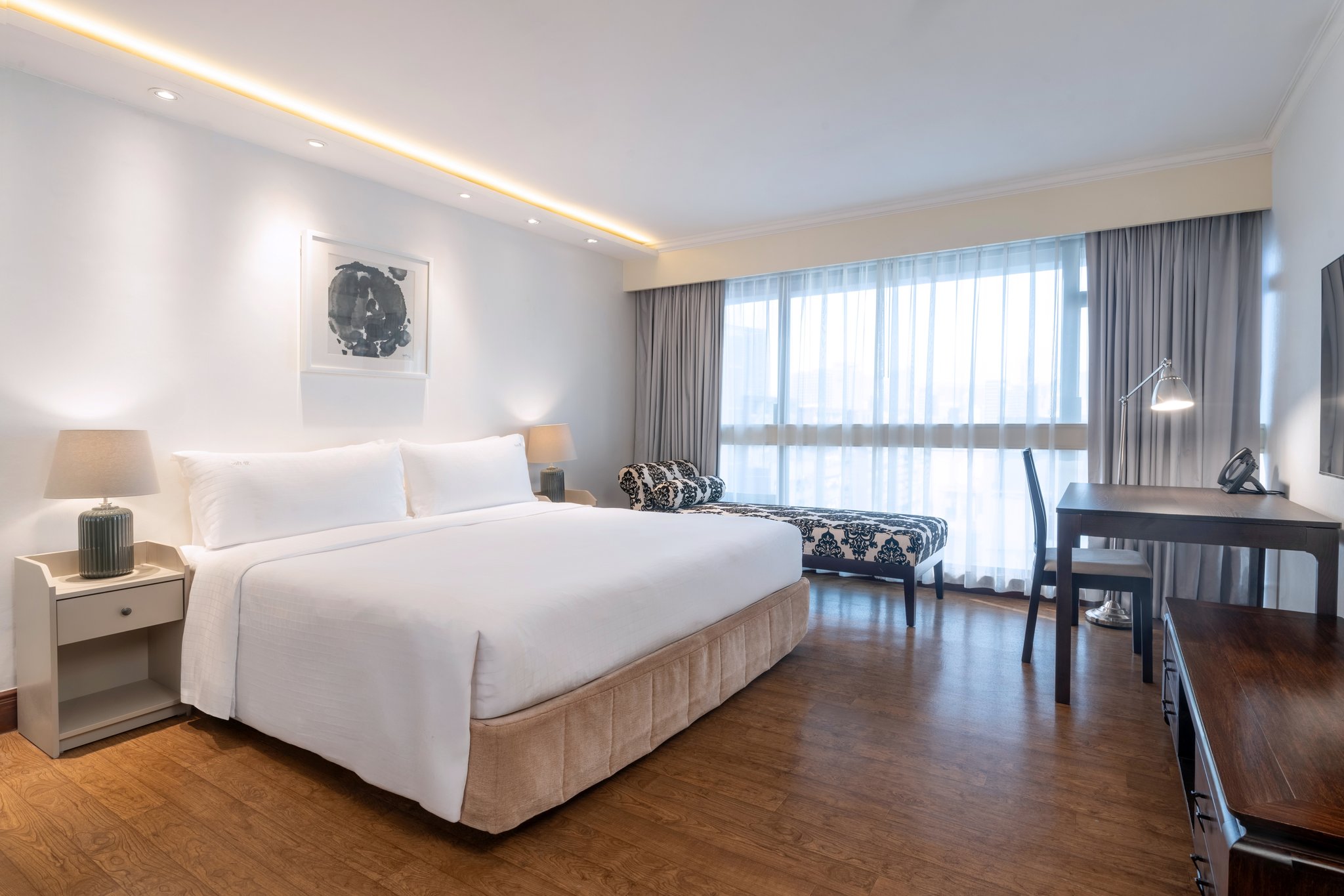 Images Holiday Inn Golden Mile Hong Kong by IHG
