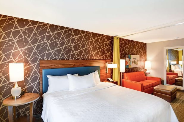 Images Home2 Suites by Hilton Green Bay