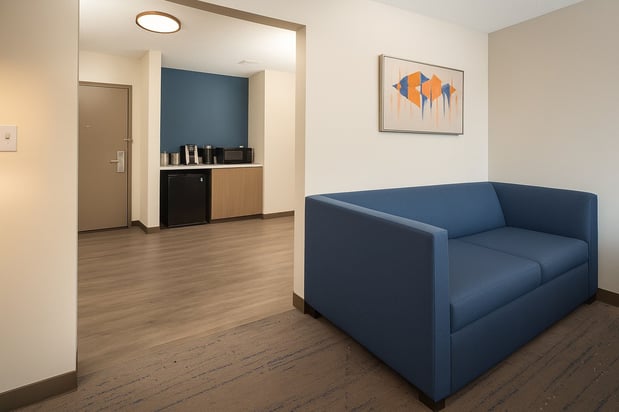 Images Holiday Inn Express & Suites Indianapolis - East by IHG